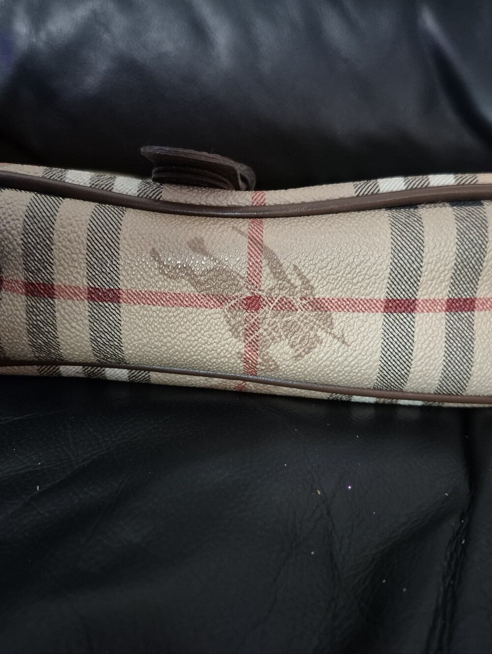 VINTAGE BURBERRYS OF LONDON HAYMARKET CHECK SADDLE BAG - Picture 5 of 11